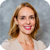 Cnect Headshots Rounded Squares Julia Lookabill